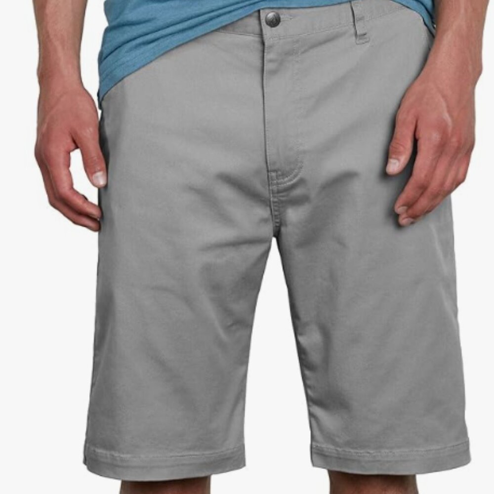 Volcom Men's Vmonty Stretch 22 Moonbeam (light grey). EUC. Size 34